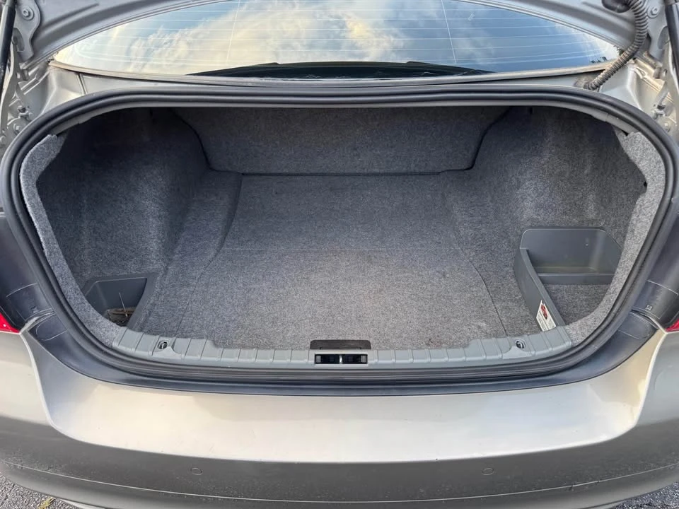 2011 BMW E90 335i Sedan - Image 11 of 20