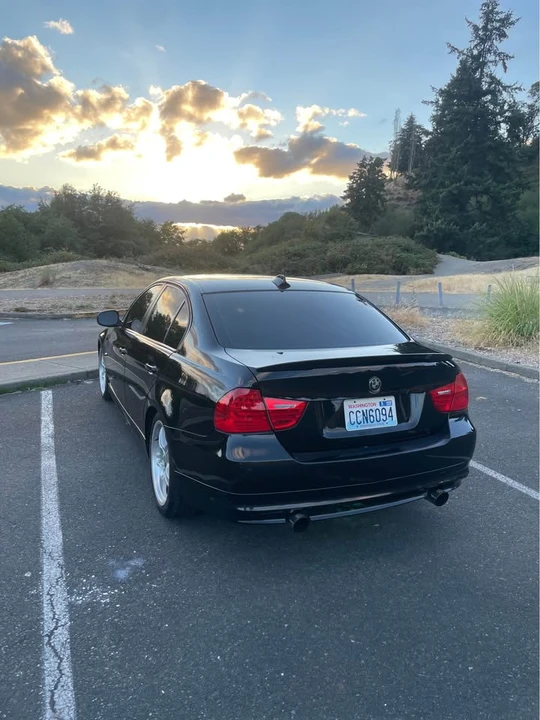 2011 BMW E90 335i Sedan - Image 3 of 10