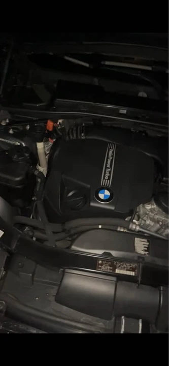 2011 BMW E90 335i Sedan - Image 5 of 8