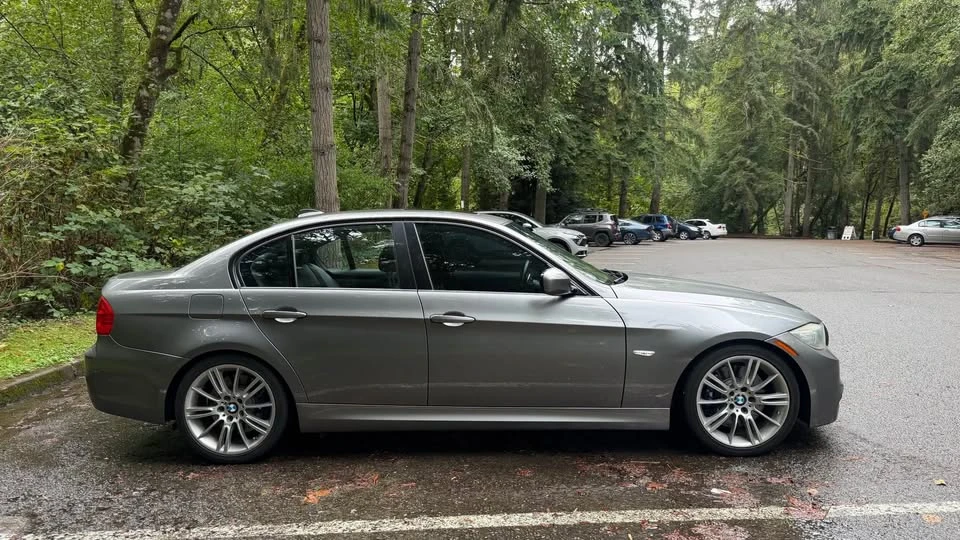 2011 BMW E90 335i Sedan - Image 6 of 16