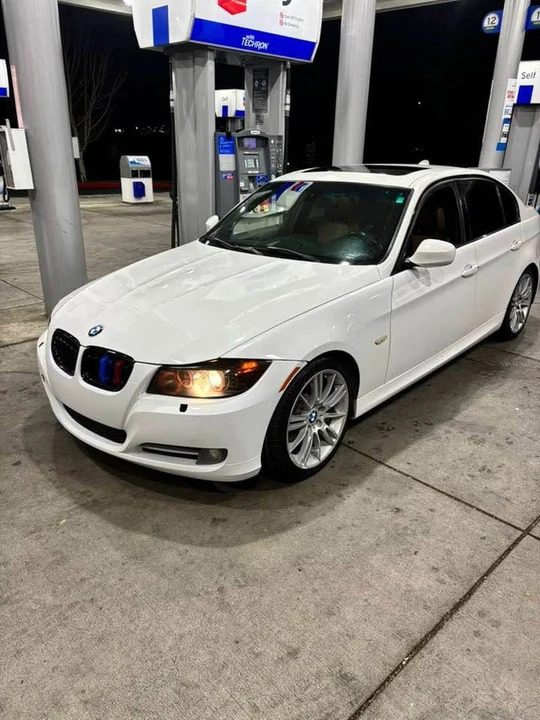 2011 BMW E90 335i Sedan - Image 3 of 10