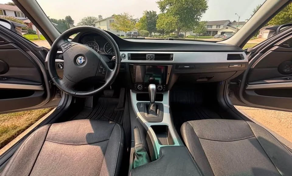 2011 BMW E90 335i Sedan - Image 11 of 13