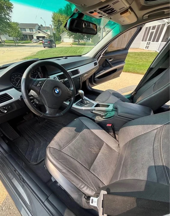 2011 BMW E90 335i Sedan - Image 10 of 13