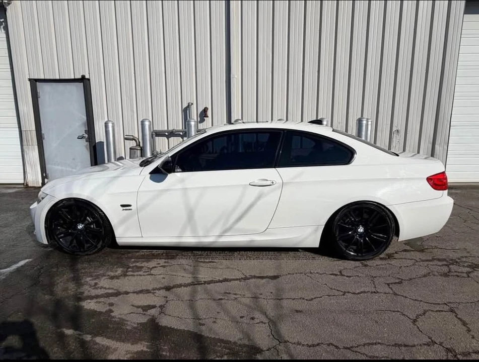 2011 BMW E92 335i Coupe - Image 2 of 16