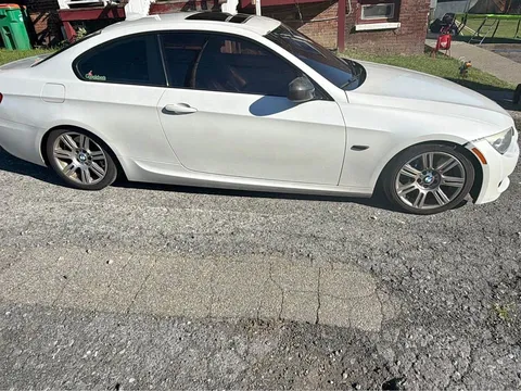 2011 BMW 335i xDrive Coupe