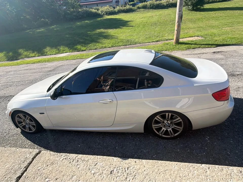 2011 BMW E92 335i Coupe - Image 3 of 9