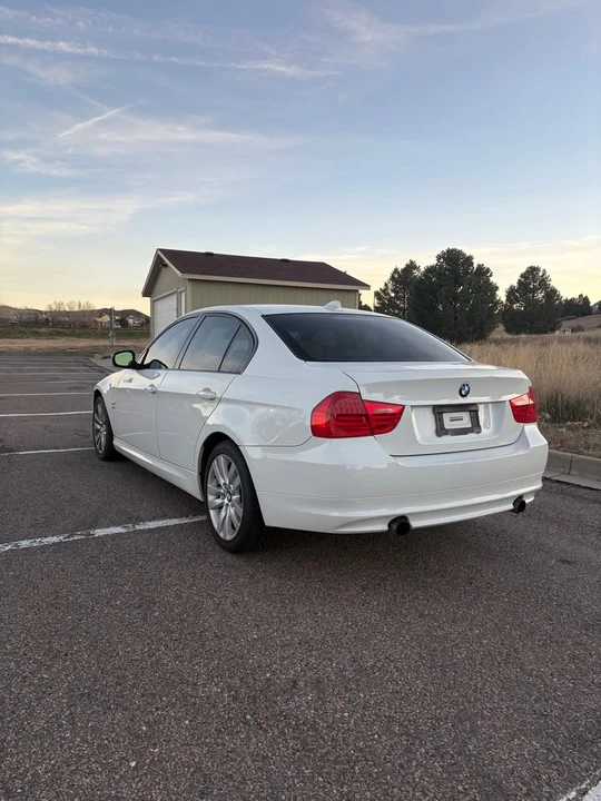 2011 BMW E90 335i Sedan - Image 4 of 17