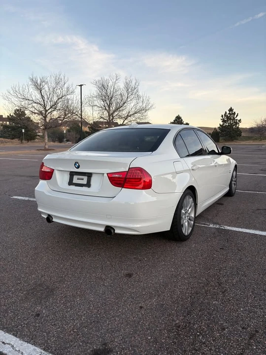 2011 BMW E90 335i Sedan - Image 6 of 17