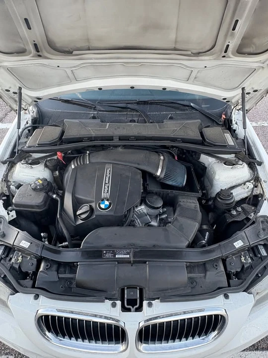 2011 BMW E90 335i Sedan - Image 16 of 17