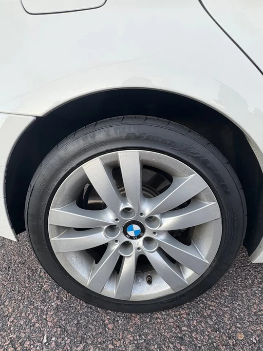 2011 BMW E90 335i Sedan - Image 12 of 17