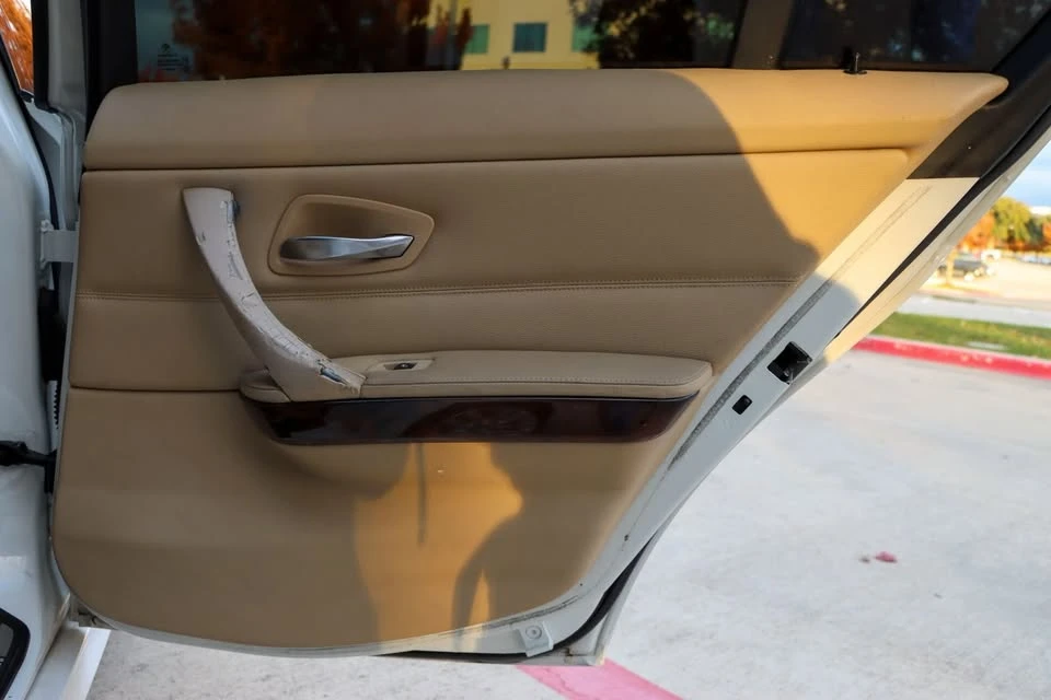 2011 BMW E90 335i Sedan - Image 11 of 20