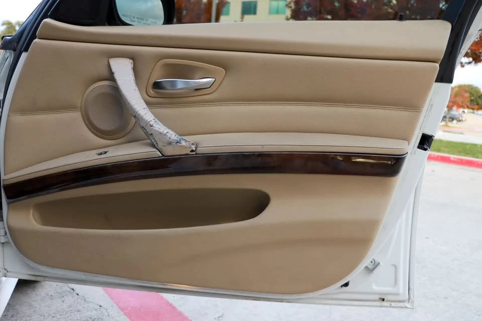 2011 BMW E90 335i Sedan - Image 10 of 20