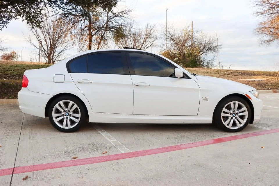 2011 BMW E90 335i Sedan - Image 8 of 20