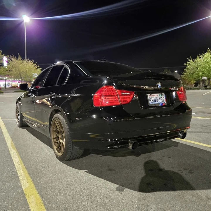2011 BMW E90 335i Sedan - Image 2 of 5