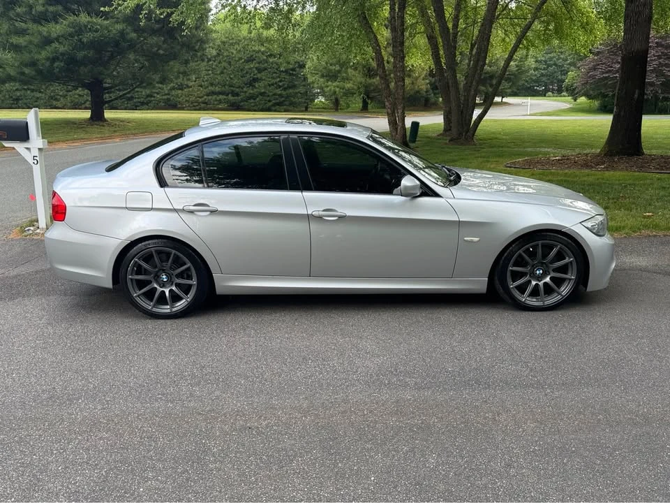 2011 BMW E90 335i Sedan - Image 8 of 20