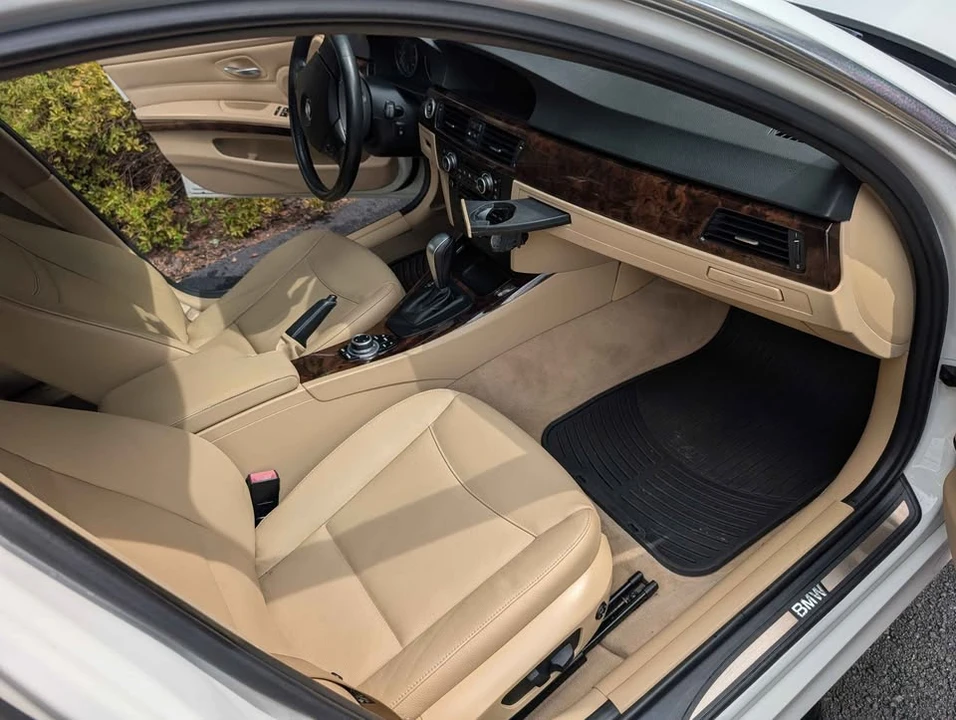 2011 BMW E90 335i Sedan - Image 7 of 20