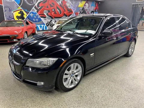 2011 BMW 3 Series 335i xDrive Sedan 4D