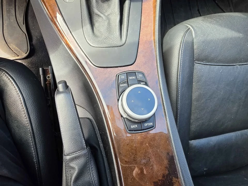2011 BMW E90 335i Sedan - Image 16 of 18