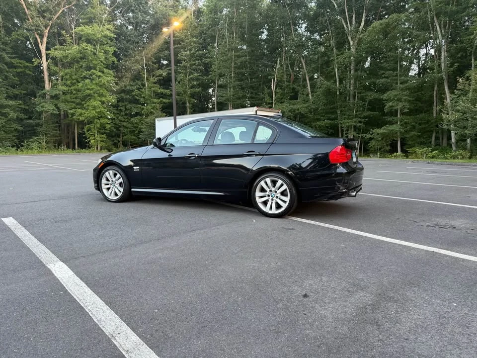 2011 BMW E90 335i Sedan - Image 4 of 10