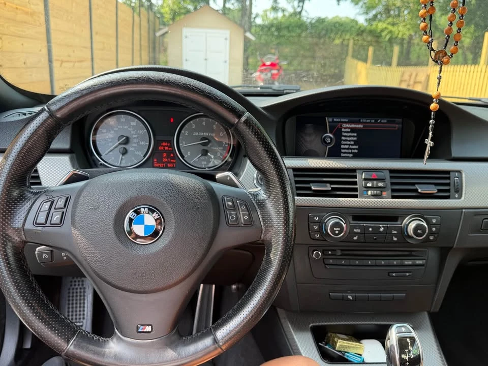 2011 BMW E93 335i Convertible - Image 5 of 10