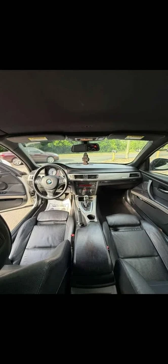 2011 BMW E93 335i Convertible - Image 14 of 20