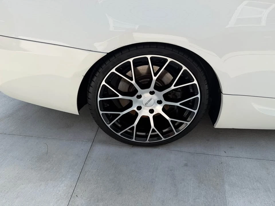 2011 BMW E93 335i Convertible - Image 3 of 10
