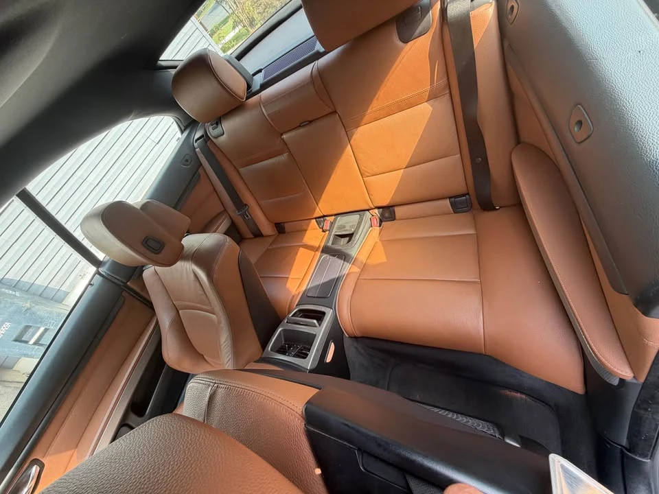 2011 BMW E93 335i Convertible - Image 8 of 10