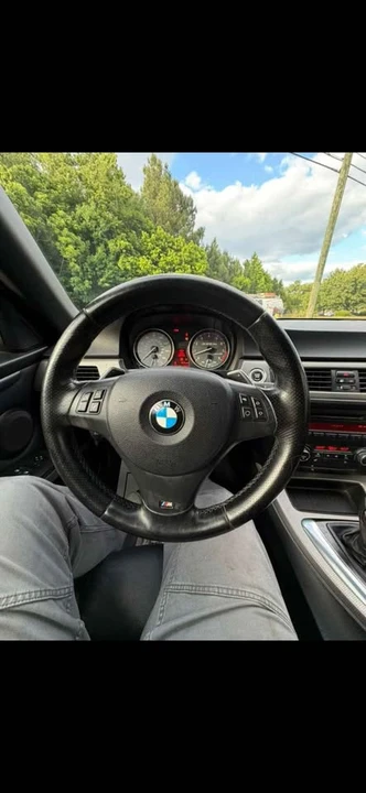 2011 BMW E93 335i Convertible - Image 16 of 20