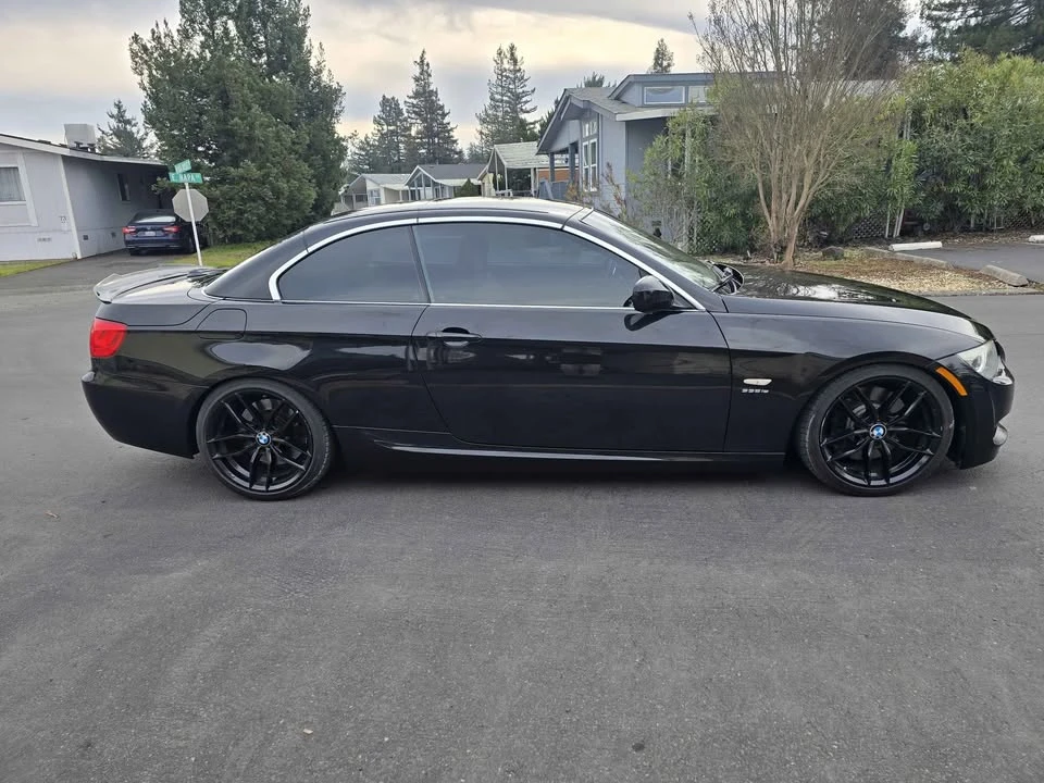2011 BMW E93 335i Convertible - Image 8 of 15