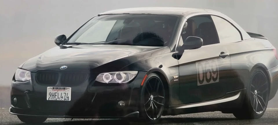 2011 BMW E93 335i Convertible - Image 14 of 15