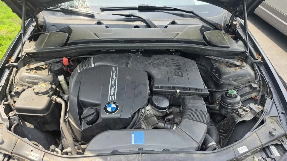 2011 BMW E90 335i Sedan - Image 10 of 13