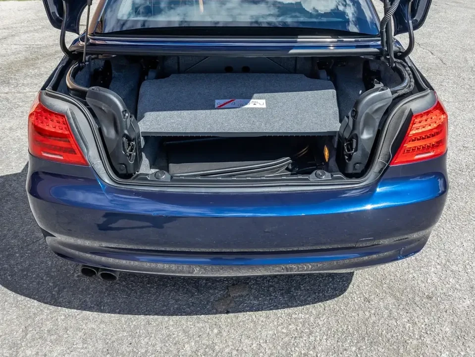 2011 BMW E93 3 Series Convertible - Image 8 of 20