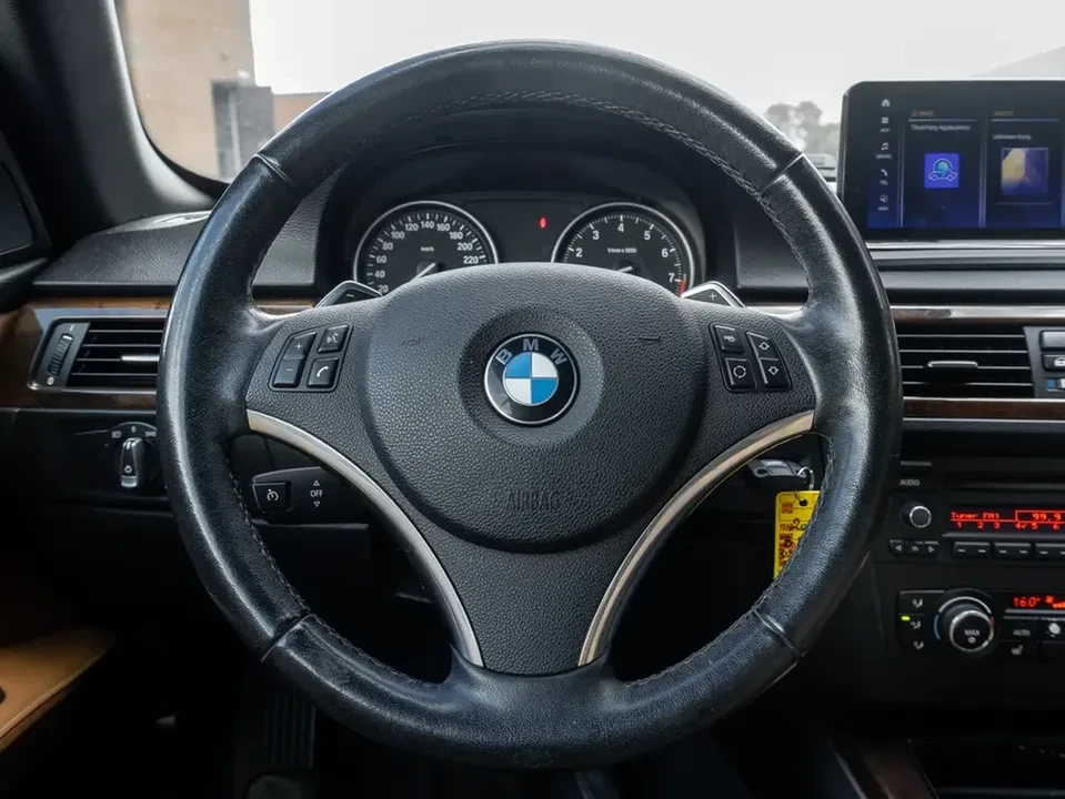 2011 BMW E93 3 Series Convertible - Image 10 of 20