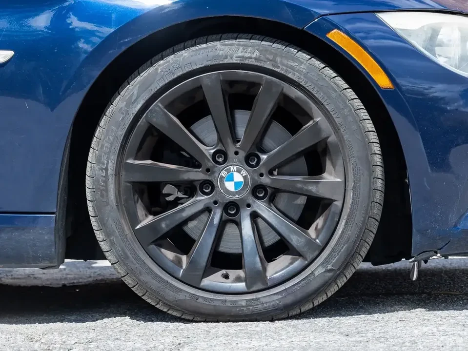 2011 BMW E93 3 Series Convertible - Image 5 of 20