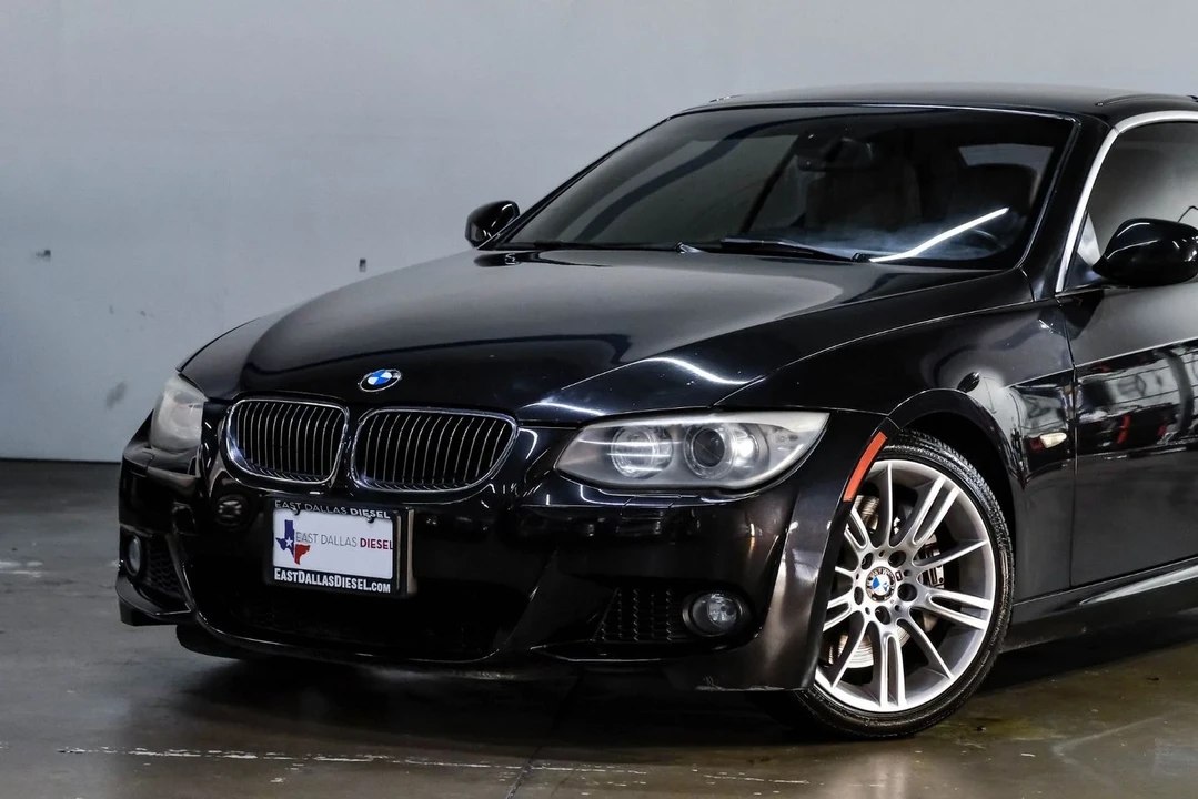 2011 BMW E93 3 Series Convertible - Image 9 of 12