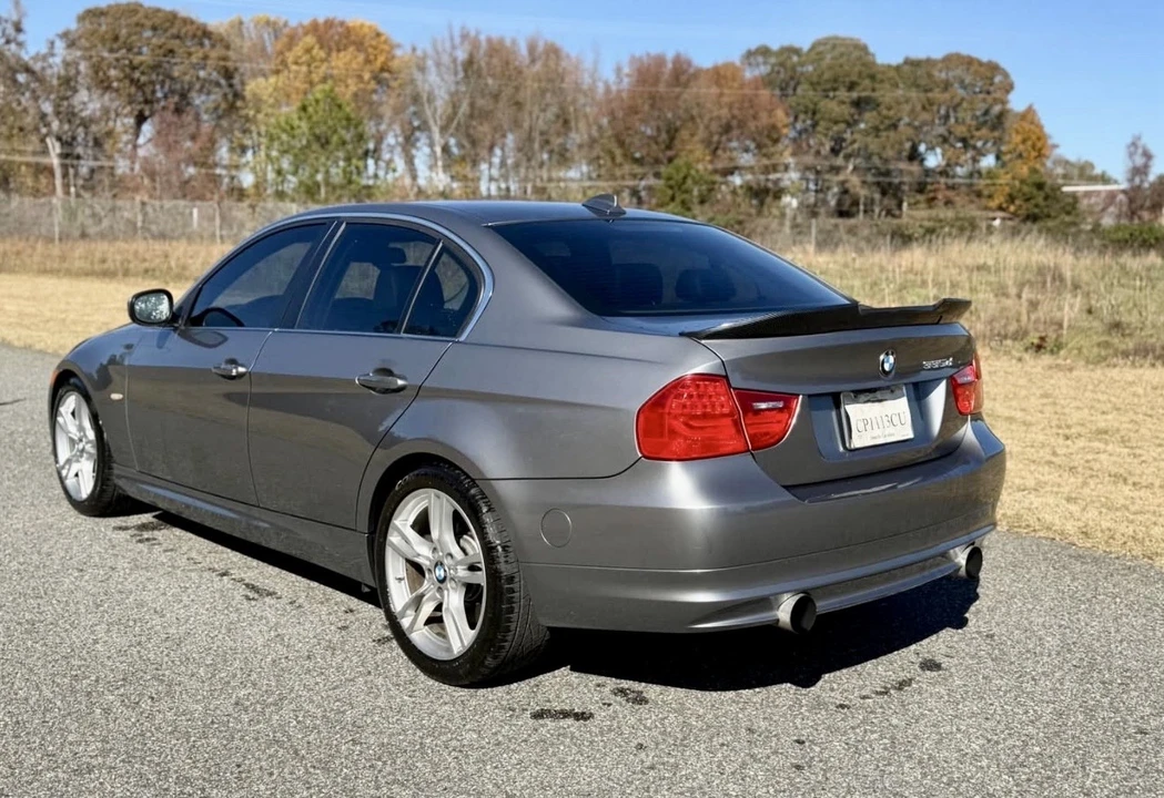 2011 BMW E90 3 Series Sedan - Image 4 of 11