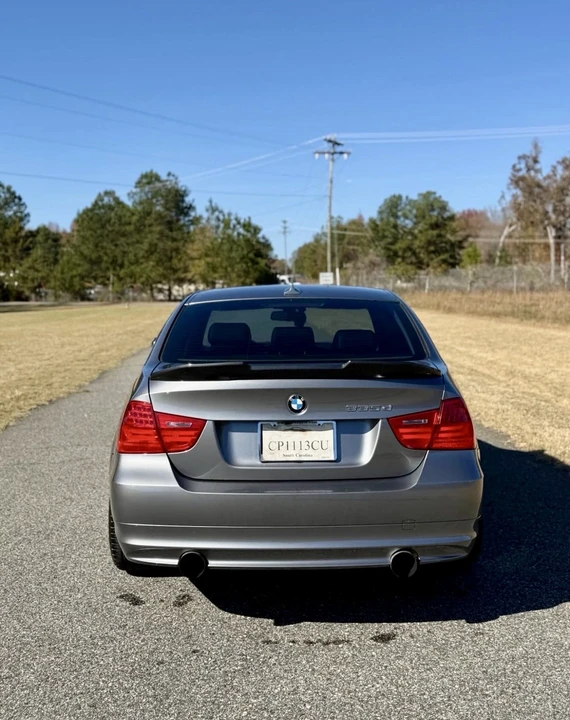 2011 BMW E90 3 Series Sedan - Image 6 of 11