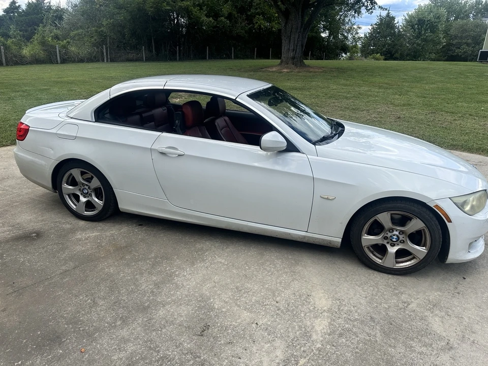 2011 BMW E90 3 Series Sedan - Image 3 of 14