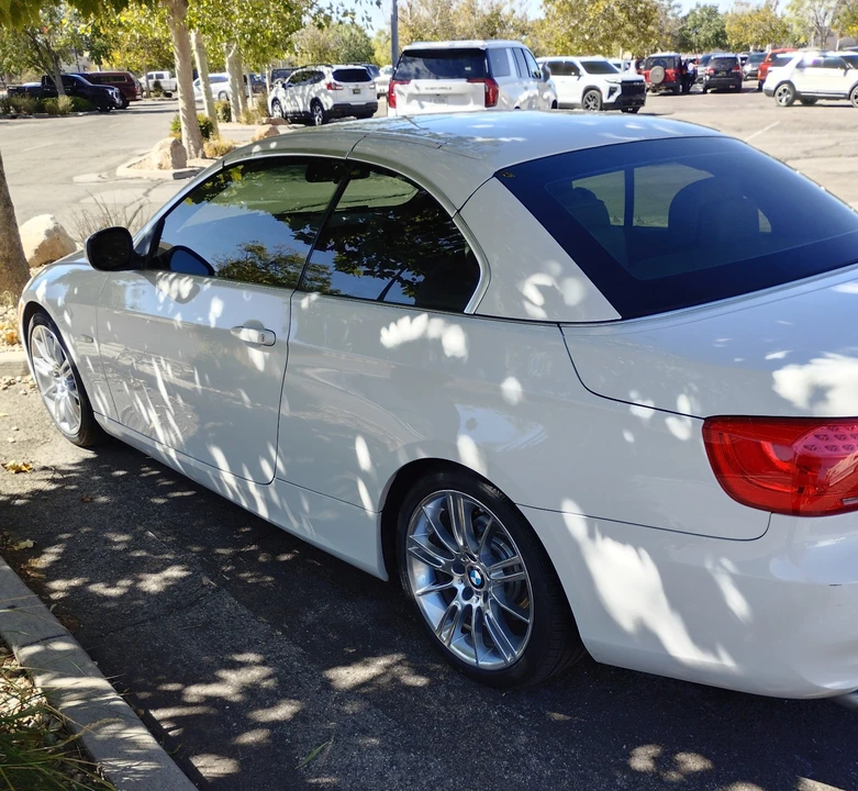 2011 BMW 3 Series - Image 4 of 20