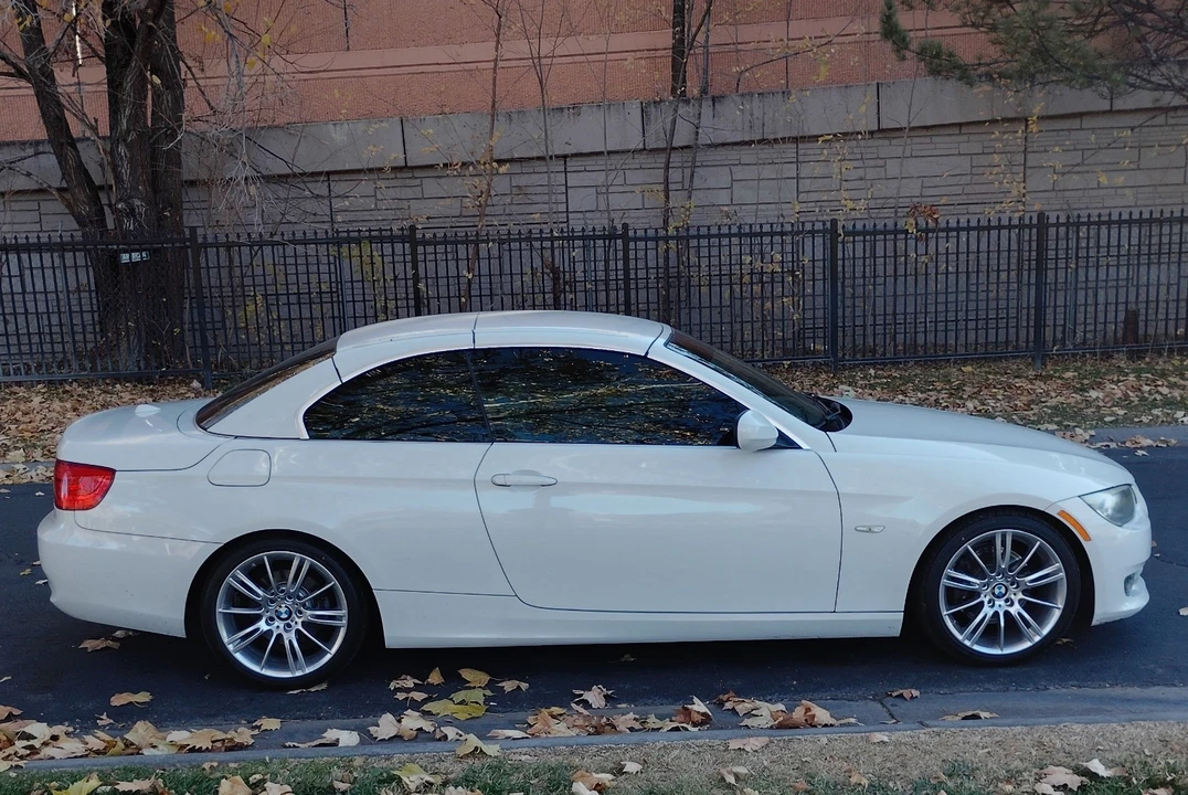 2011 BMW 3 Series - Image 3 of 20