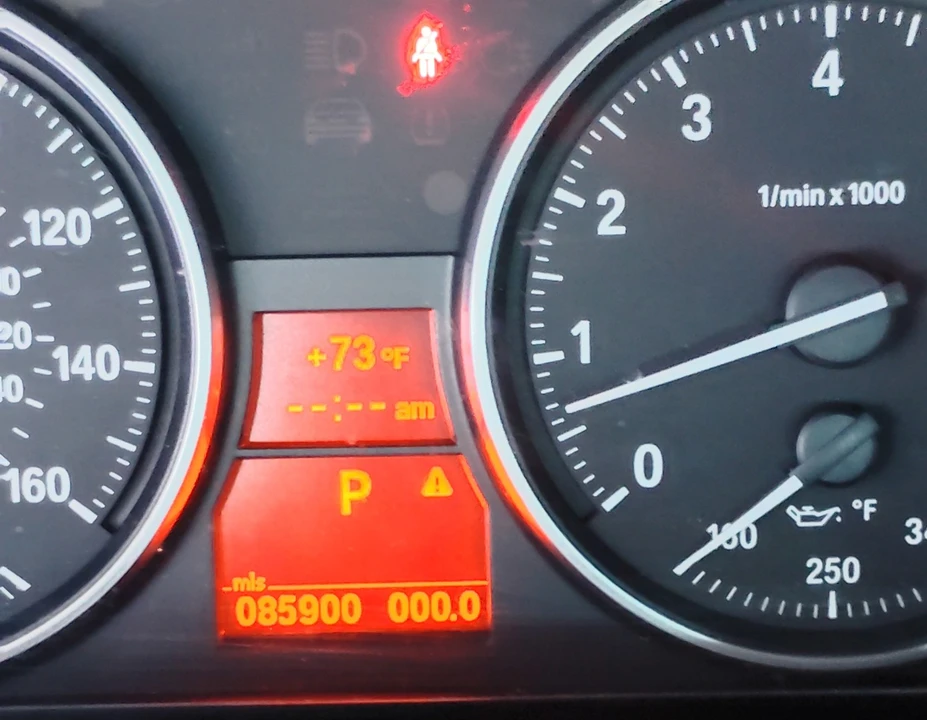 2011 BMW 3 Series - Image 14 of 20