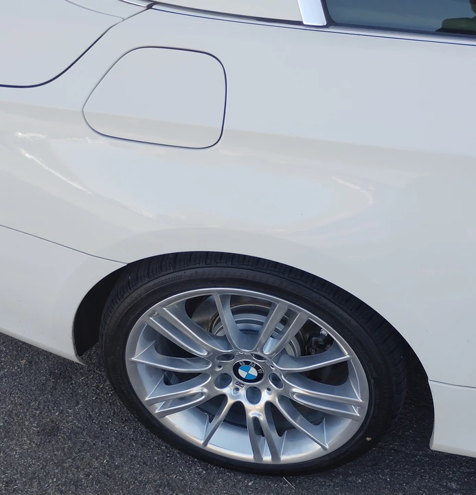 2011 BMW 3 Series - Image 13 of 20