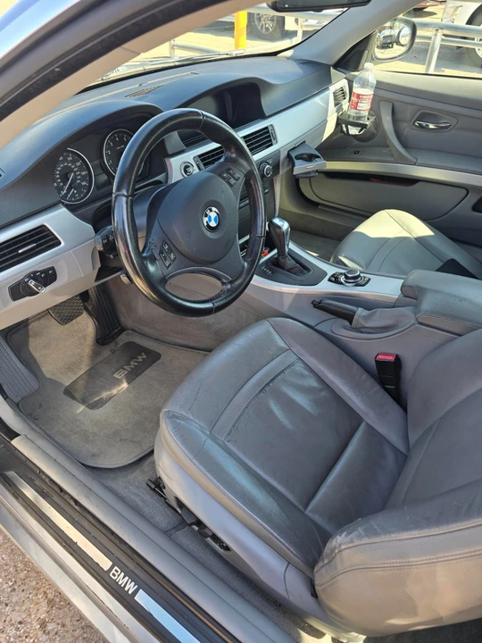 2011 BMW 3 Series - Image 8 of 15