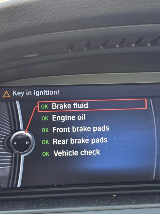 2011 BMW 3 Series - Image 9 of 15