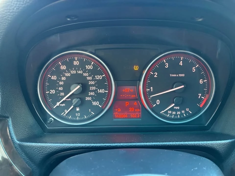 2011 BMW 3 Series - Image 11 of 14