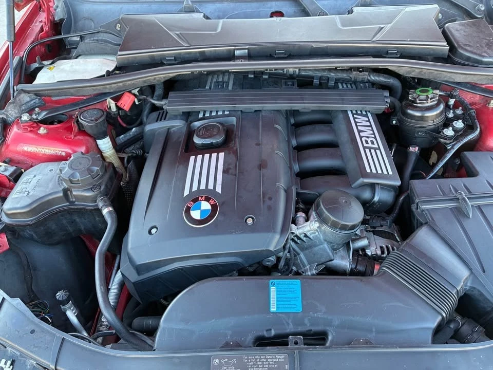 2011 BMW 3 Series - Image 13 of 14