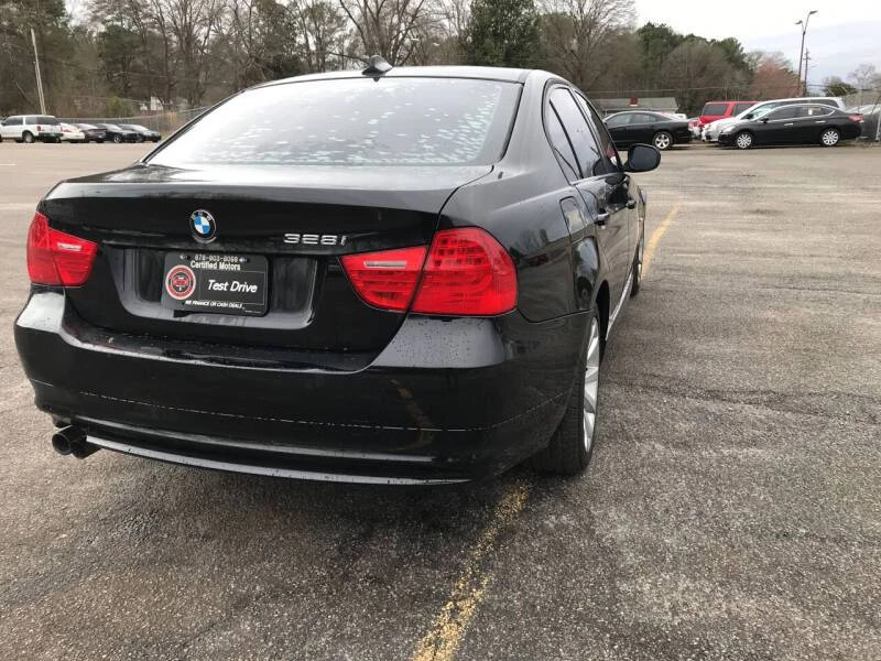 2011 BMW E90 3 Series Sedan - Image 3 of 3