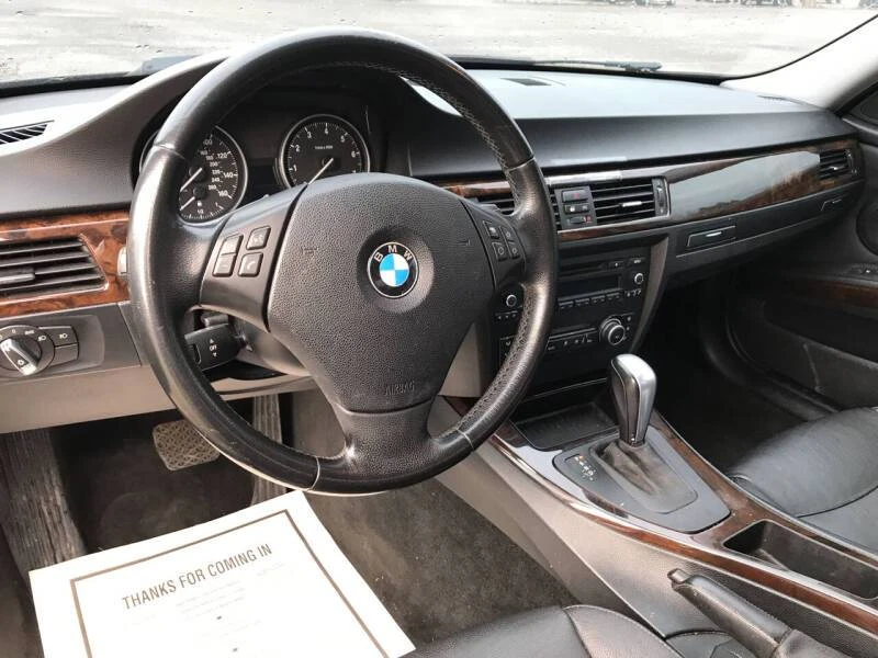 2011 BMW E90 3 Series Sedan - Image 2 of 3
