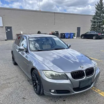 2011 BMW 323i