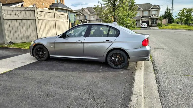 2011 BMW 3 Series